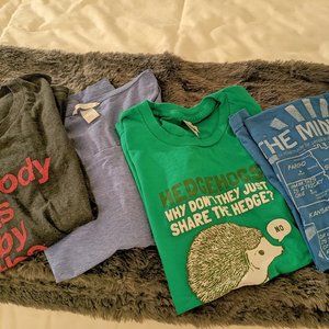 Womens Graphic Tee Bundle Sz L & XL, most fit like M Funny Tees & Basics. NWOT